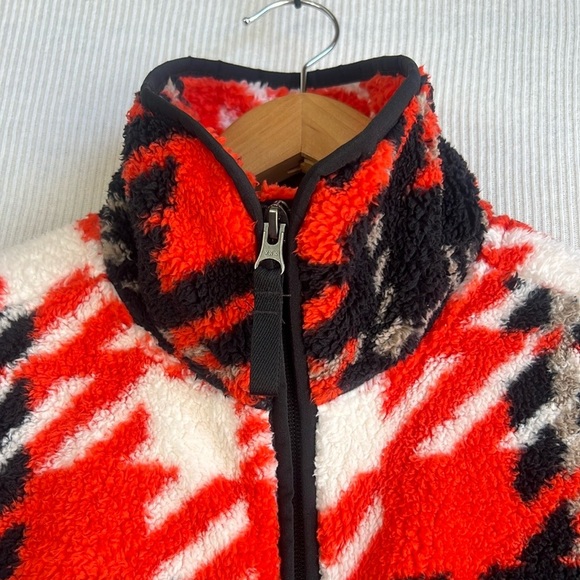 The North Face NWT Cabin Fleece Full Zip Jacket Fiery Red Womens Size XS Cozy - Picture 8 of 16